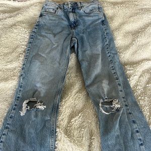 Worn once Zara jeans, size 0, high waisted, straight leg